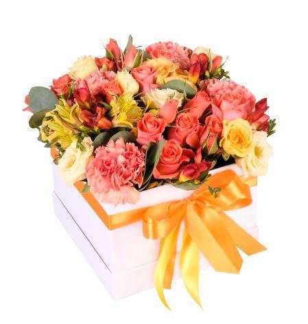 Monthly Colorful Box Seasonal Flowers Subscription