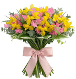 Bouquet of Sweet Peas and Yellow Iris - Flowers Box London