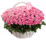 Classic Romantic Roses in Basket - Flowers Box London