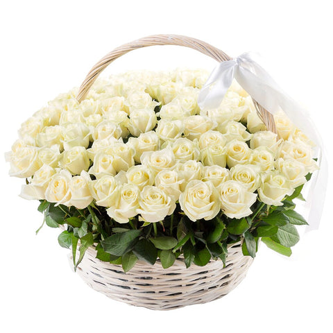 Classic Roses in Basket - Flowers Box London