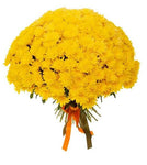 Classic Yellow Chrysanthemum Bouquet