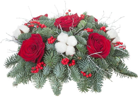Gorgeous Roses and Berries Centerpieces Decorated with Cotton - Flowers Box London