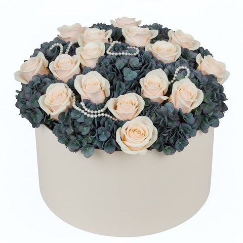 Luxurious Pimpernel Hydrangea with Roses & Pearls in a Box - Flowers Box London