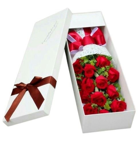 Luxury Dozen Roses with Bupleurum Gift Box | Premium Floral Arrangement ...