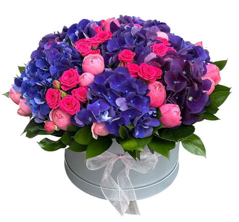 Pink Spray Roses and Purple Hydrangea Box - Flowers Box London