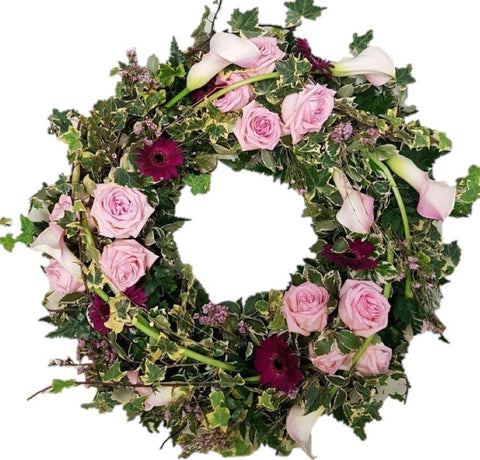 Calla Lily Christmas Wreath - Flowers Box London