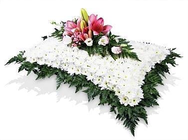 Classic Pillow & Pink Corsage - Flowers Box London