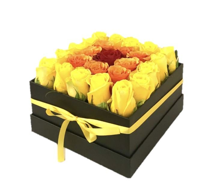 Colored Trio Roses Cube Box | Modern Floral Gift | Flowers Box London