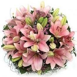 Pink Lily Nest Bouquet - Flowers Box London
