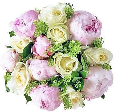 White roses and pink peonies bouquet