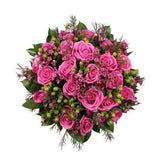 Pink Roses with Hypericum Hat Box