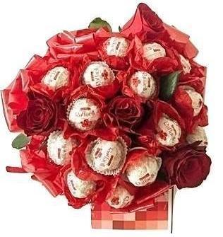 Red Raffaello Chocolate Bouquet with Roses