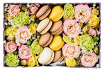 Spray Roses Box with Macaroons