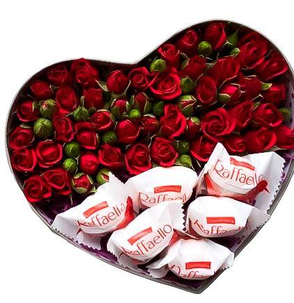 Spray Roses with Chocolates - Flowers Box London