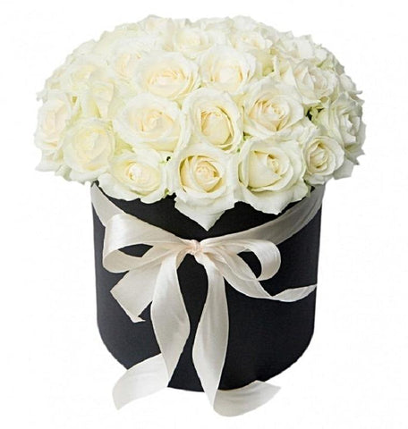 White Roses Hat Box